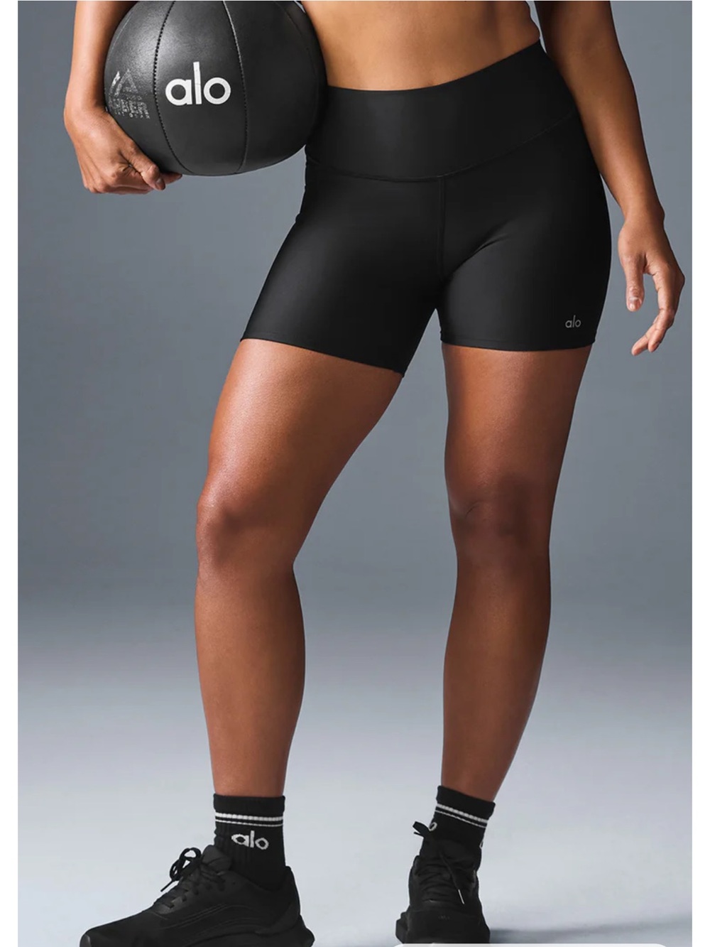 ALO Yoga Black 5” Airlift Energy Short